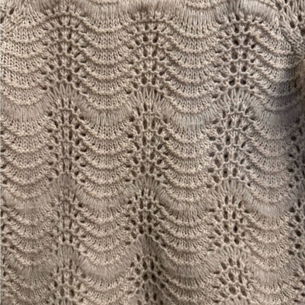 American Eagle Size XSmall Scalloped Wool Blend Knit Sweater - Picture 5 of 11